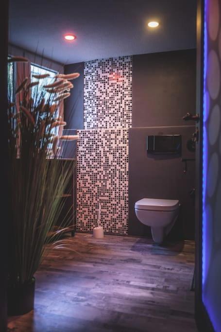 Einzigartige Ferienwohnung Bunt Wie Berlin Extérieur photo